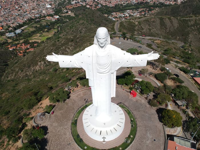 Cristo de la Concordia, Cochabamba, Bolivia - rikuy 5